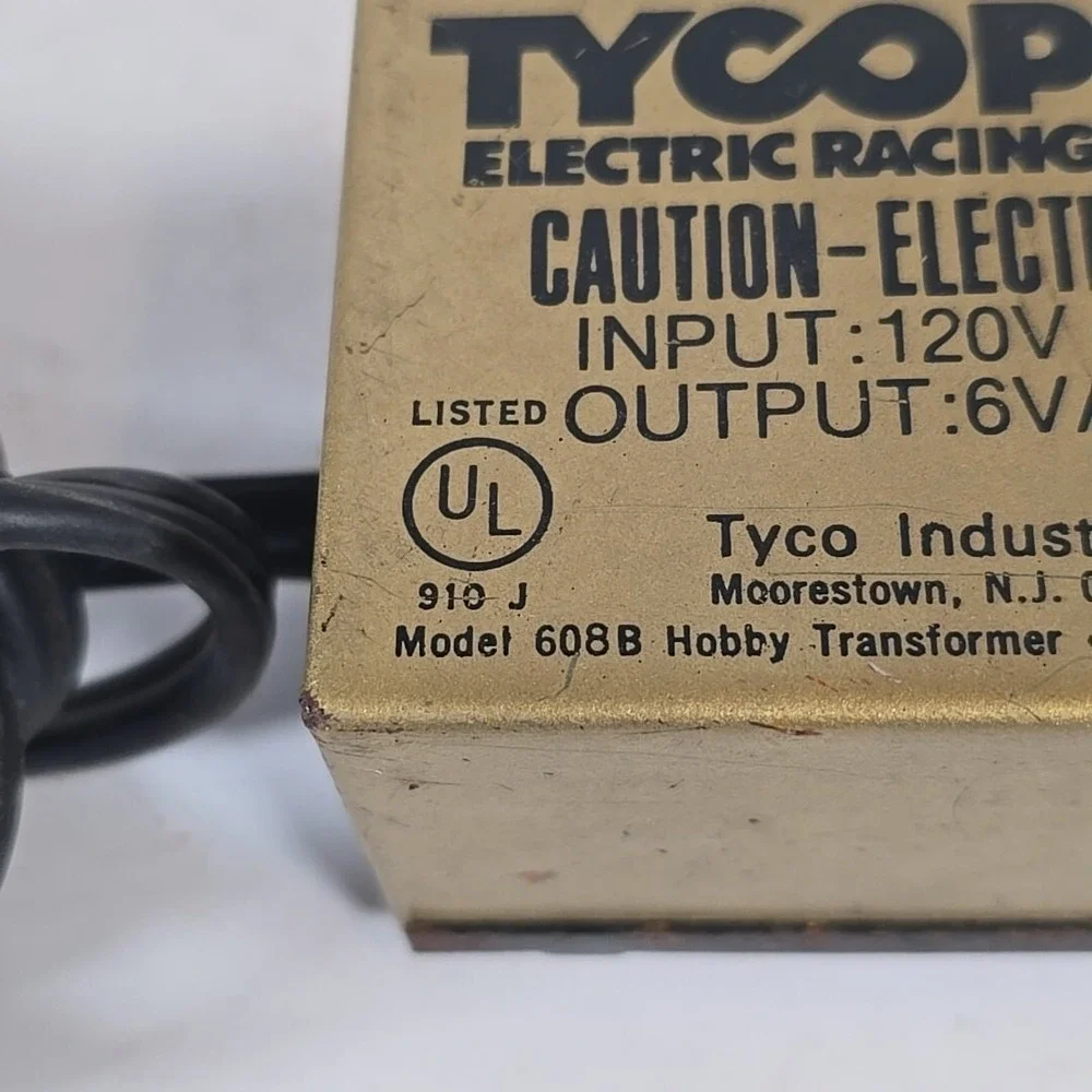 Tyco Pro Electric Racing System‎ Transformer Model 608B 18VDC 6VA Power Pack